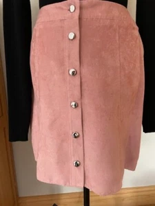 GIRLS TAMMY GIRL PINK FAUX SUEDE SKIRT AGED 14-15 YEARS - Picture 1 of 3