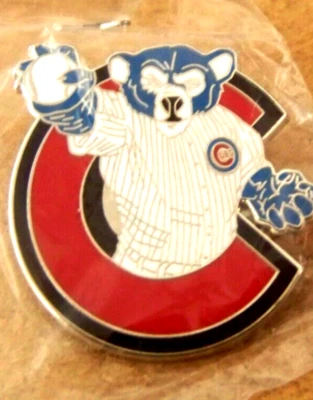 Chicago Cubs bear pin, one only, FREE SHIP c45227 - Image 1 of 4