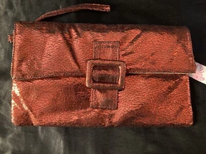 BAG: BEAUTIFUL SHINY RED CLUTCH PURSE FROM THE STONE FLOWER CHRISTMAS LIKE BAG - Picture 1 of 8