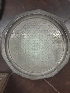 Angular edge round Moroccan tray 53cms dia - Picture 1 of 1