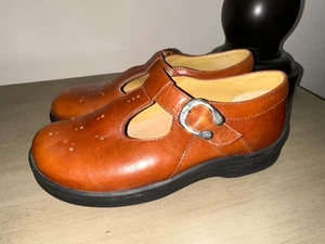 Zapatos de cuero marrón BIRKENSTOCK Footprints Alma T-strap MJ 37 EE. UU. 6 R/W USADOS EN EXCELENTE ESTADO - Imagen 1 de 7