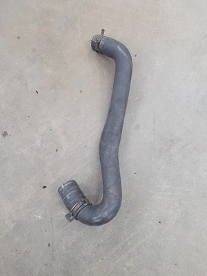 Mangueira de líquido de arrefecimento VW VOLKSWAGEN JETTA BEETLE 1.9 ALH TDI 1C0 121 157 FABRICANTE DE EQUIPAMENTO ORIGINAL   - Imagem 1 de 3