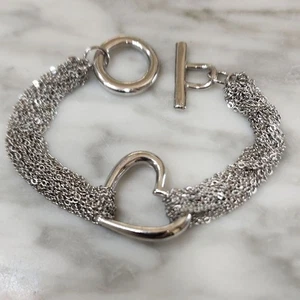Elegant Silver Tone Heart Bracelet - Picture 1 of 4
