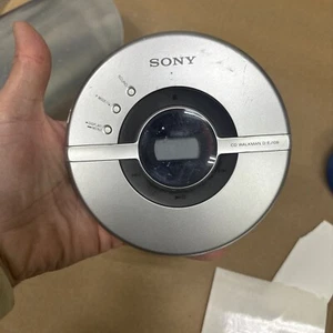 Sony CD Walkman D-EJ109 - CD Player - Picture 1 of 3