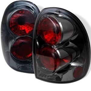 Spyder Auto Euro Tail Lights For 1996-2000 Dodge Caravan/Grand Caravan #5002266 - Picture 1 of 7