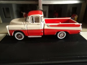 Oxford 1957 DODGE D100 Sweptside Pickup Red & White 1/87 HO diecast car - Picture 1 of 7