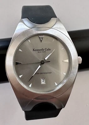 Reloj Kenneth Cole tono plata esfera fecha KC1137 Foto 1 de 4