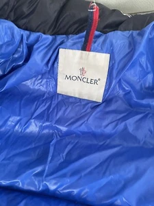 Moncler kids puffer jacket navy blue skier print no hood - Picture 1 of 7