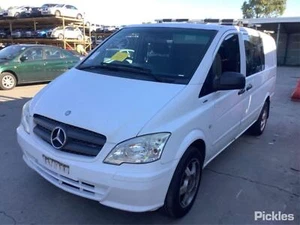MERCEDES BENZ VITO W639 09/10-02/15 MANUAL TRANSMISSION 6SPD 113CDI 711680 - Picture 1 of 8