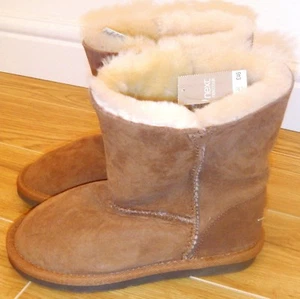 BNWT MÄDCHEN NEXT TANN SCHAFFELL STIEFEL UK 13 NEUE PARTY SCHUHE BRAUN TOP T-SHIRT MANTEL - Bild 1 von 11