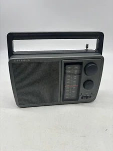 Vintage Radio Shack Portable AM/FM Radio AC/DC Model 12-726 Optimus / Realistic - Picture 1 of 10