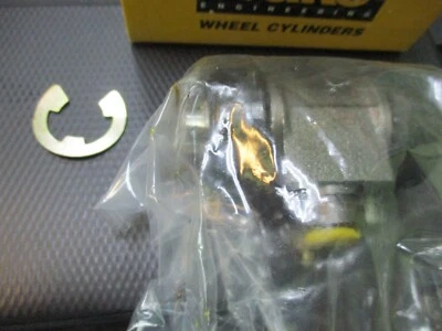 Juego de dos cilindros de rueda de freno trasero MG Midget 1500, L4241-193 Brake Engineering Foto 1 de 3