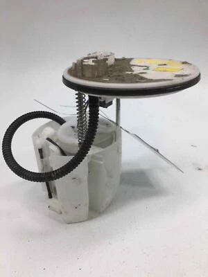 Fuel Pump TOYOTA RAV-4 09 10 11 12 13 14 15 16 17 18 - Image 1 of 2