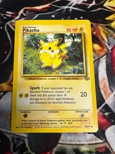 Pikachu 60/64 Jungle Regular - Picture 1 of 2