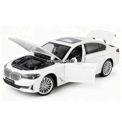 1/18 BMW 530Li 2023 Model Car Diecast Sedan Metal Vehicles Collection White - Image 1 of 4