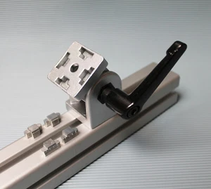 Conector articular de perfil de aluminio con palanca de sujeción 40x40 ranura 8 conectores de perfil articulación de aluminio - Imagen 1 de 2