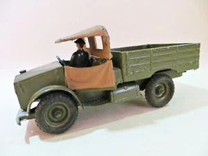 BRITAINS 1877 'ARMY/MILITARY BEETLE TRUCK/LORRY' VINTAGE. VERY GOOD. ORIGINAL. - Picture 1 of 6