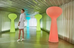 VONDOM Bloom lamp, Remote control included with multicolor lighting colors. - Picture 1 of 7