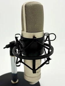 CAD GXL2200 Large Diaphragm Cardioid Pattern Vocal Microphone - Tested - Picture 1 of 7