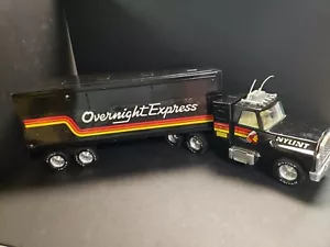 Vintage Nylint 1980's Rare Overnight Express Diecast 18 Wheel Semi-Trailer - Picture 1 of 9