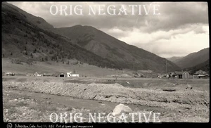 Foto de la década de 1950 Neg Silverton CO Colorado parte de las afueras de la ciudad y las montañas 1955 - Imagen 1 de 2