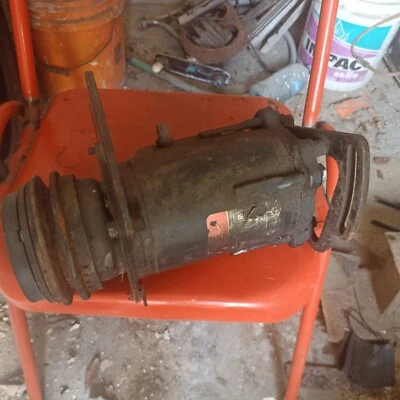 GM AC Compressor Original Checker Marathon With Bracket - Image 1 of 3