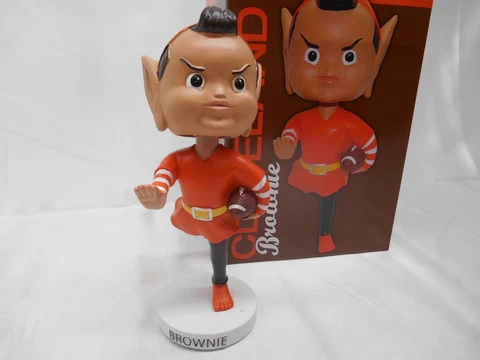CLEVELAND BROWNS BROWNIE ELF BOBBLEHEAD DOLL NODDER NFL FOOTBALL MASCOT NIB RARE Cover