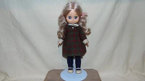 1979 11 3/4" PLAYMATES DOLL WITH STAND - Bild 1 von 8