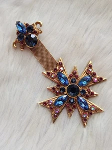 Vintage Rare Sphinx Numbered 9229 Rhinestones Dangle Medal Maltese Cross Brooch - Picture 1 of 18
