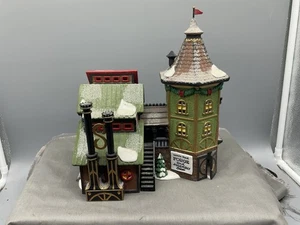 Department Dept 56 North Pole Series Elfin Forge & Assembly Shop Lights Up - Picture 1 of 9