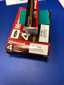 Motorcraft Spark Plugs SP482 AGSF44FM Set of 4 . - Picture 1 of 4