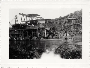 ANTIQUE PHOTOGRAPH - La  CHOCOANA GOLD DREDGER OWNED BY SOUTH AMERICAN GOLD CO. - Picture 1 of 3