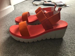Ladies FLY LONDON Cupido Low Wedge heel elasticated Sandals Size UK 5 Great - Imagen 1 de 7