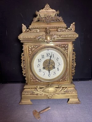 RELOJ MANTO FRANCÉS ANTIGUO SIGLO XIX latón macizo años 1880 Foto 1 de 4