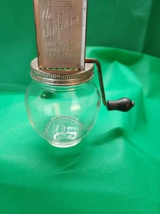 Uniform Nutmeat Chopper, Vintage 55935 1. PAT PEND. Clear - Picture 1 of 7