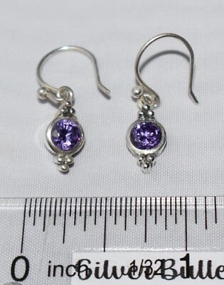 Pendientes colgantes Silpada de plata de ley pequeños de circonita cúbica púrpura difíciles de encontrar W2397 Foto 1 de 4