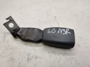 JEEP GRAND CHEROKEE WK LEFT REAR SEAT BELT STALK BUCKLE - Picture 1 of 3