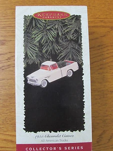 Hallmark - "1955 Chevrolet Cameo" All-American Truck Christmas Ornament - 1996 - Bild 1 von 3