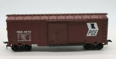 Model Power HO Scale Plastic Model Trains 7956 PGE 4212 Brown Boxcar Hook n Horn - Image 1 of 4