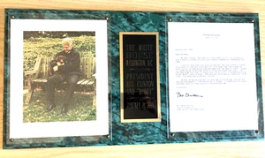 Pres Clinton & Dog Buddy Photo on Marbled Plaque 23 x 12“ W/ Signed Letter - Picture 1 of 9
