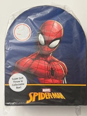 Marvel Spiderman Set, Cozy Plush Throw Blanket with Collectable Box - Image 1 of 4
