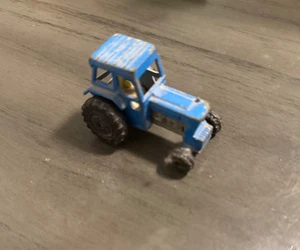 Vintage Matchbox Ford Tractor Diecast Blue Yellow Wheels Farm Toy Vehicle 1970s - Picture 1 of 1