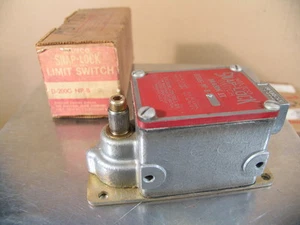 Interruptor de límite NAMCO SNAP-LOCK (D200G-NP-B-2) MARK II - Imagen 1 de 3