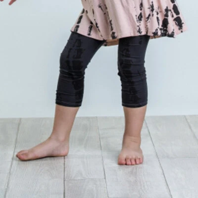 Joah Love NWT Leggings Capri Length Titanium Gray with Black Sizes 4, 5, 14 - Image 1 of 3