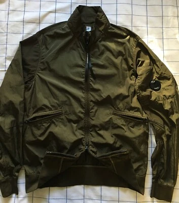 CP COMPANY Chrome-R Nylon Lens Light Jacket Medium P2P 21” - Image 1 of 4