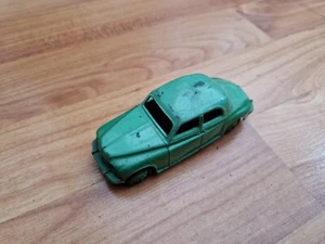 VINTAGE 1950'S DINKY TOYS 156 ROVER 75 TWO TONE GREEN CAR - Picture 1 of 3
