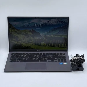 LG Gram 15Z90Q 15,6" i5-1240P 1,7 GHz 16 GB RAM 512 GB SSD - Foto 1 di 10