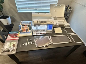 HUSQVARNA Viking Designer SE Limited Edition Embroidery Sewing Machine - Picture 1 of 17