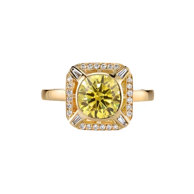 Elegante anillo de diamantes amarillos intensos 1,90 quilates IGI cultivado en laboratorio redondo oro amarillo de 14 quilates Foto 1 de 4