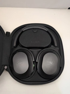 Razer - Barracuda Pro Wireless  Gaming Headset for PC/Console Hybrid ANC Tested - Image 1 of 4